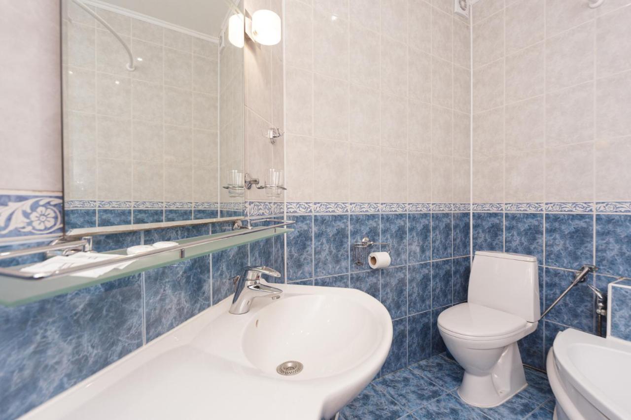 Apartment Zhukovskogo 17 Odessa Exterior foto